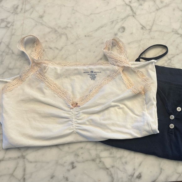 Set of 2 Brandy Melville tanks -2 for $20 - Picture 1 of 5